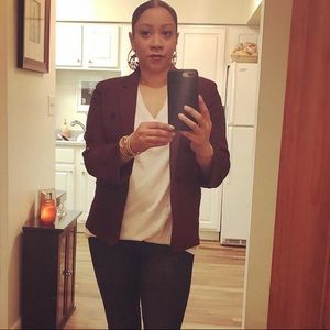 Meet your Posher, Casey